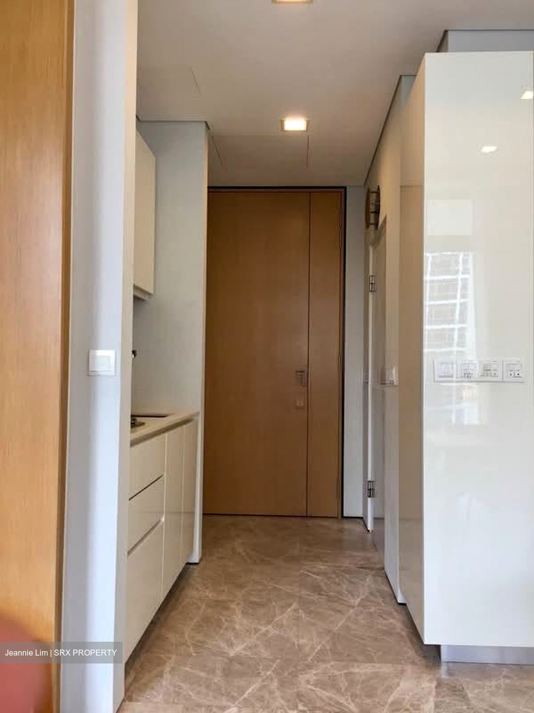The Laurels (D9), Condominium #581937001